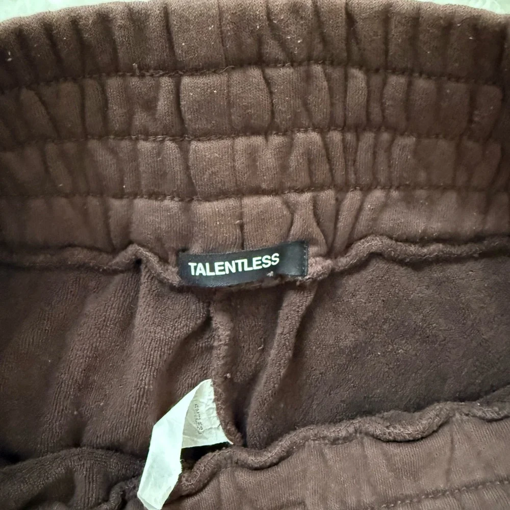 TALENTLESS Women's Chocolate Athletic Shorts - Picture 4 of 7